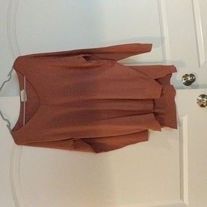 Dreamers boutique v-neck sweater, size M/L.
